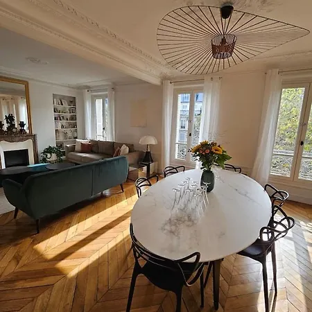 Typical Haussmannien Flat * Paris
